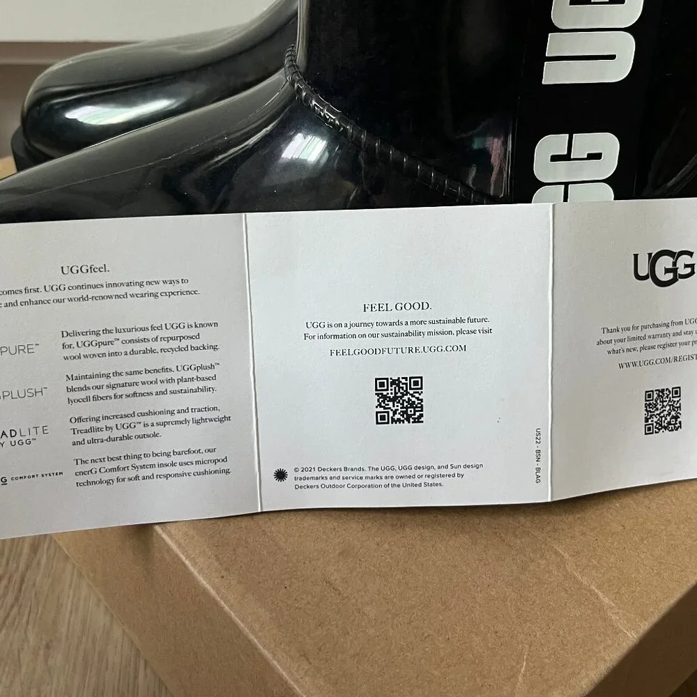 Womens Ugg size 6 Black CLASSIC CLEAR MINI Ankle Rain Snow Boots [1113190-BLK] - Picture 11 of 15